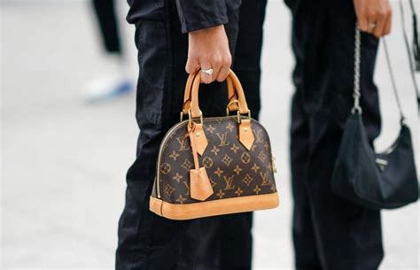 how much are lv bags|louis vuitton bag average price.